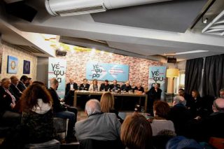 Οι γεφυροποιοί και τα απορρίμματα